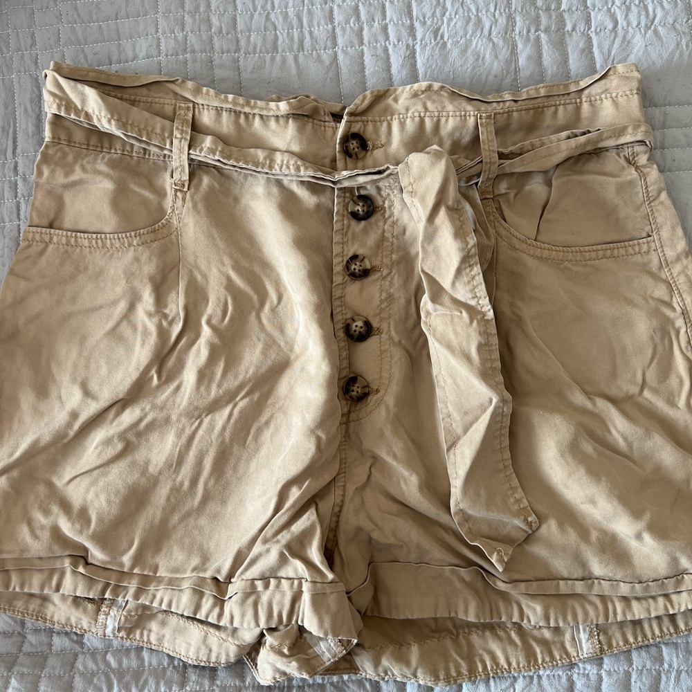 Express Extreme High Rise Shortie Large Khaki/Tan